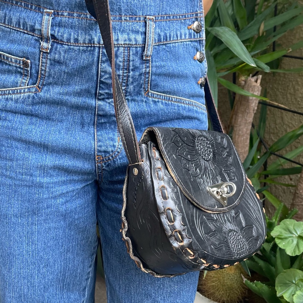 Vintage all leather tool made crossbody bag